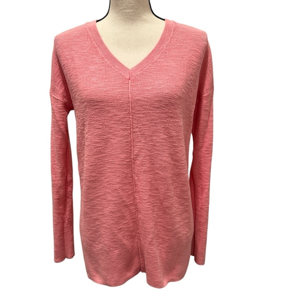 Gap sweater